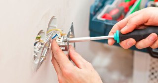 Электромонтажные работы Новочеркасск цена 460 руб Электрика под ключ
